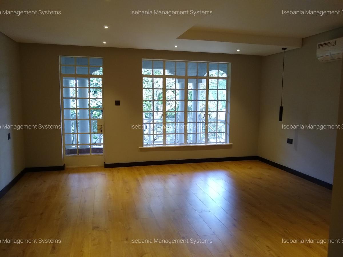 5 Bed House with En Suite at Panafric Avenue - 13