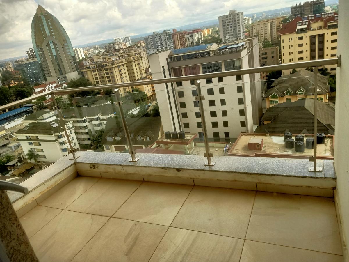 Serviced 2 Bed Apartment with En Suite at Chaka Rd - 9