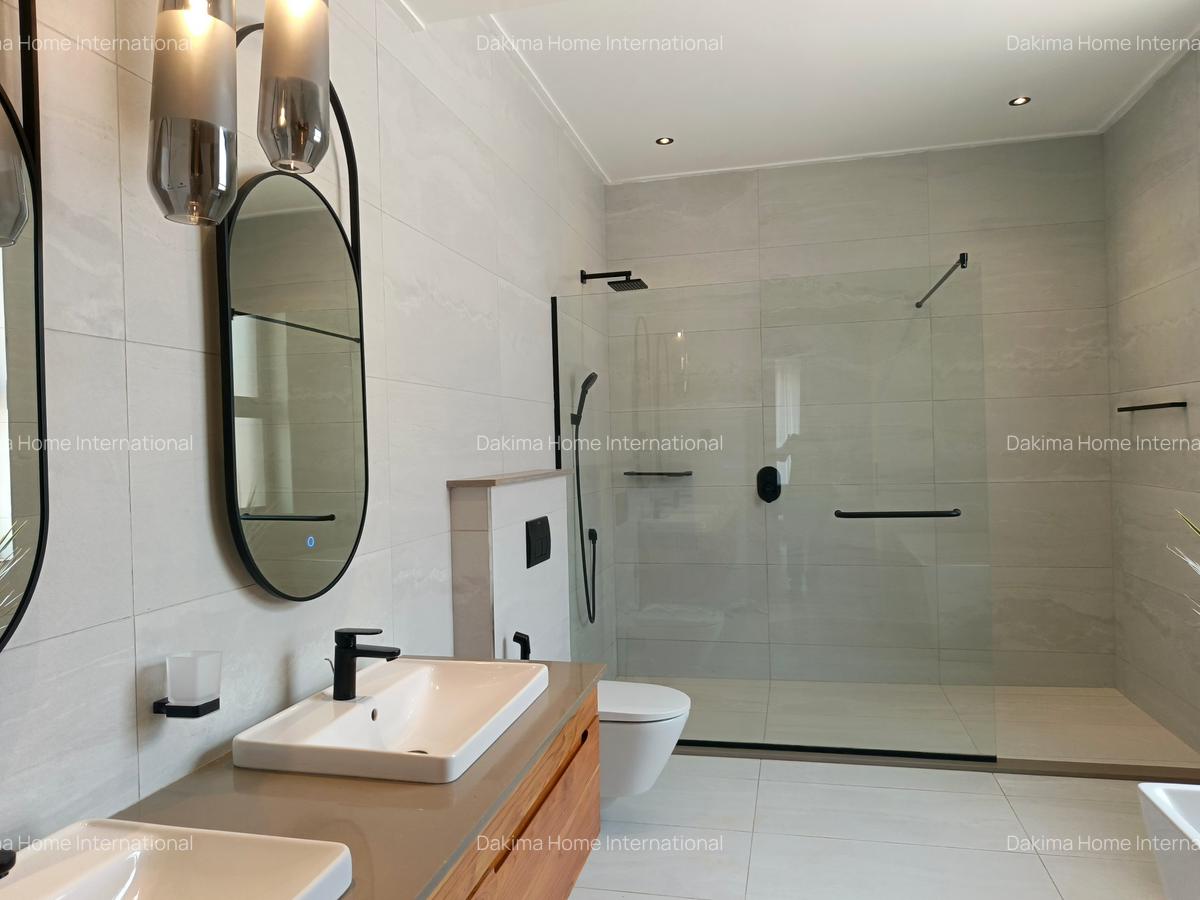 4 Bed Villa with En Suite in Loresho - 19