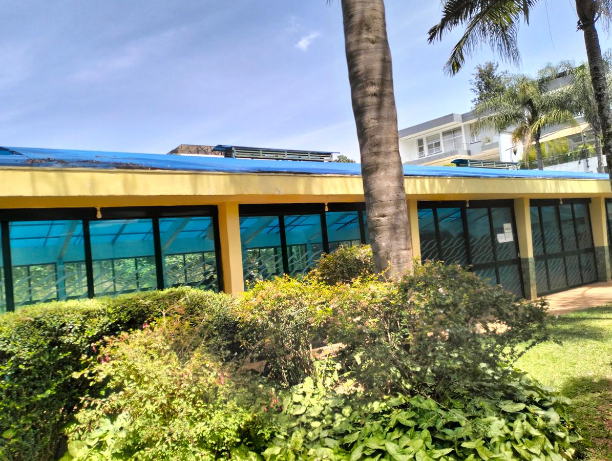 4 Bed Townhouse with En Suite in Westlands Area - 18