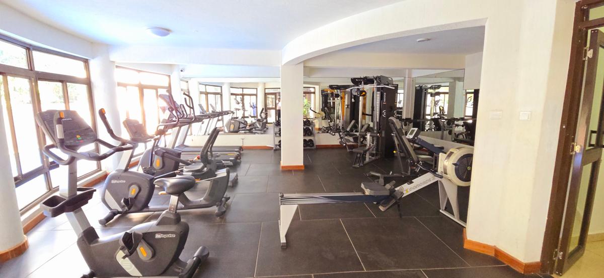 2 Bed Apartment with En Suite at Westlands Road - 3
