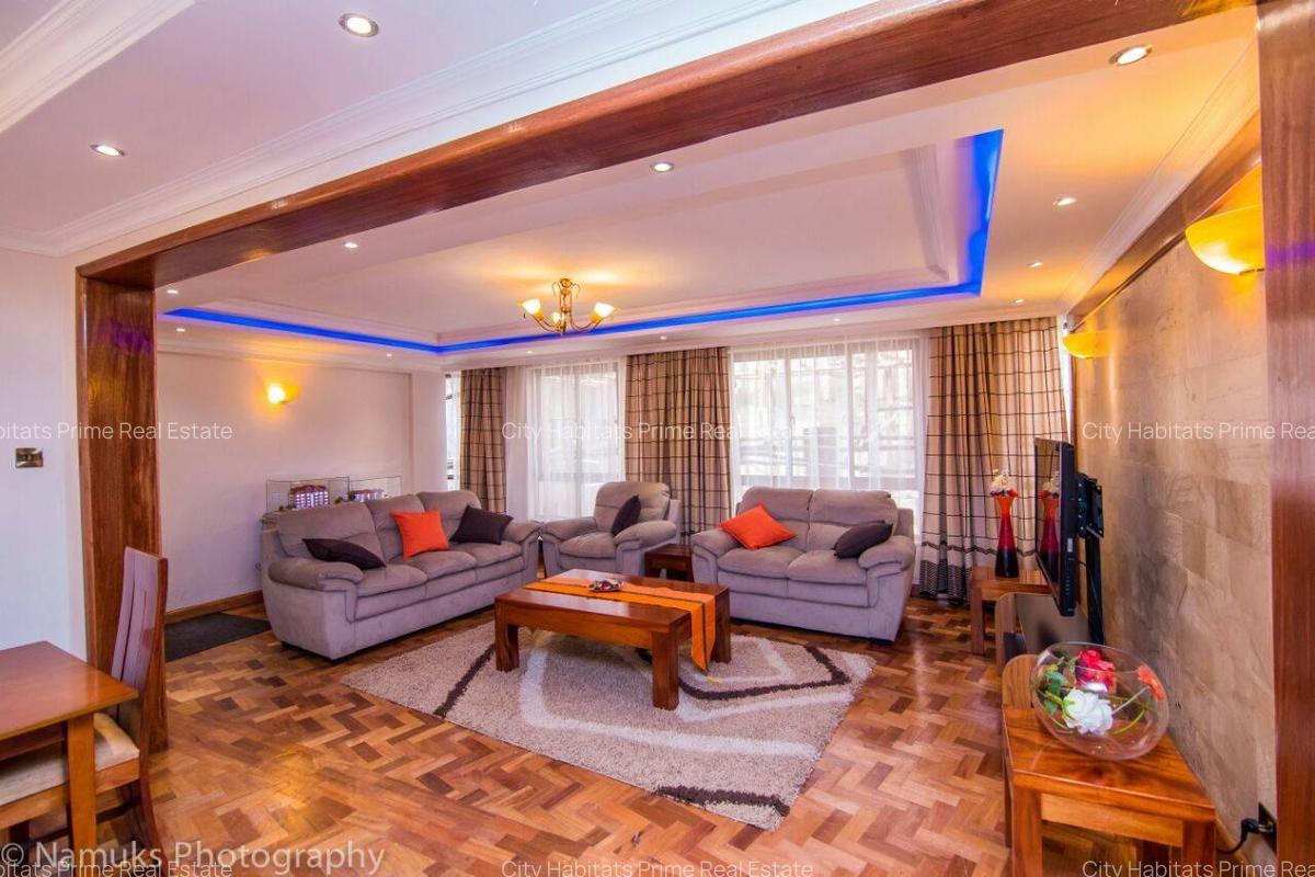2 Bed Apartment with En Suite in Lavington - 5