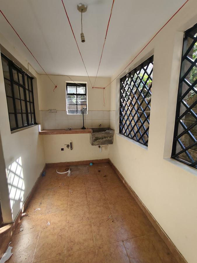 3 Bed Apartment with Staff Quarters in Lavington - 4