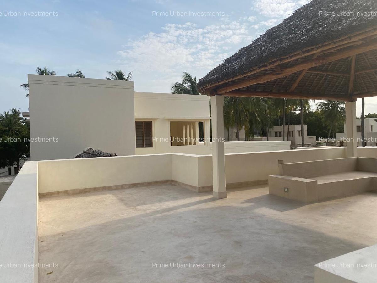 3 Bed House with En Suite in Watamu - 14