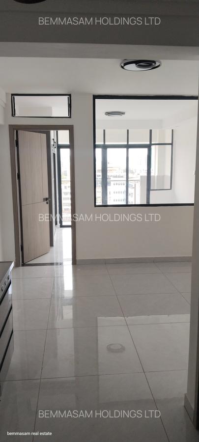 1 Bed Apartment with En Suite at Westlands Road - 1