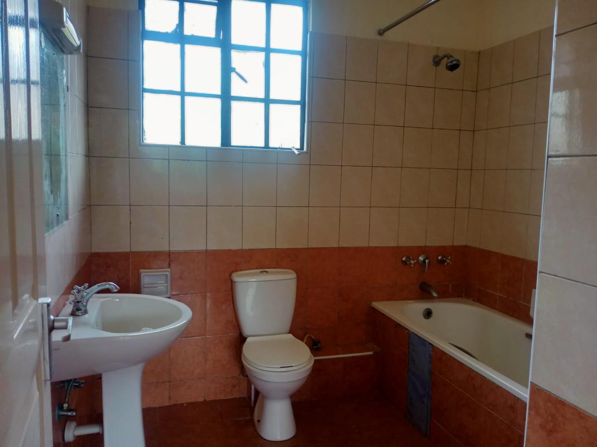 4 Bed Townhouse with En Suite in Loresho - 7