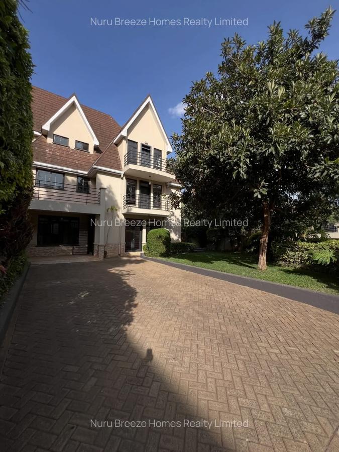 5 Bed Townhouse with En Suite in Lavington - 7