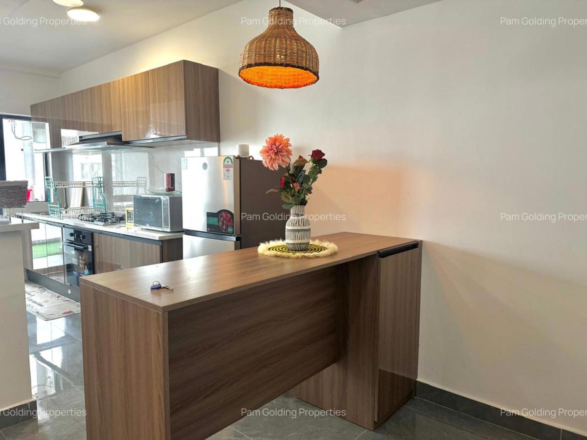 Furnished 2 Bed Apartment with En Suite in Riverside - 9