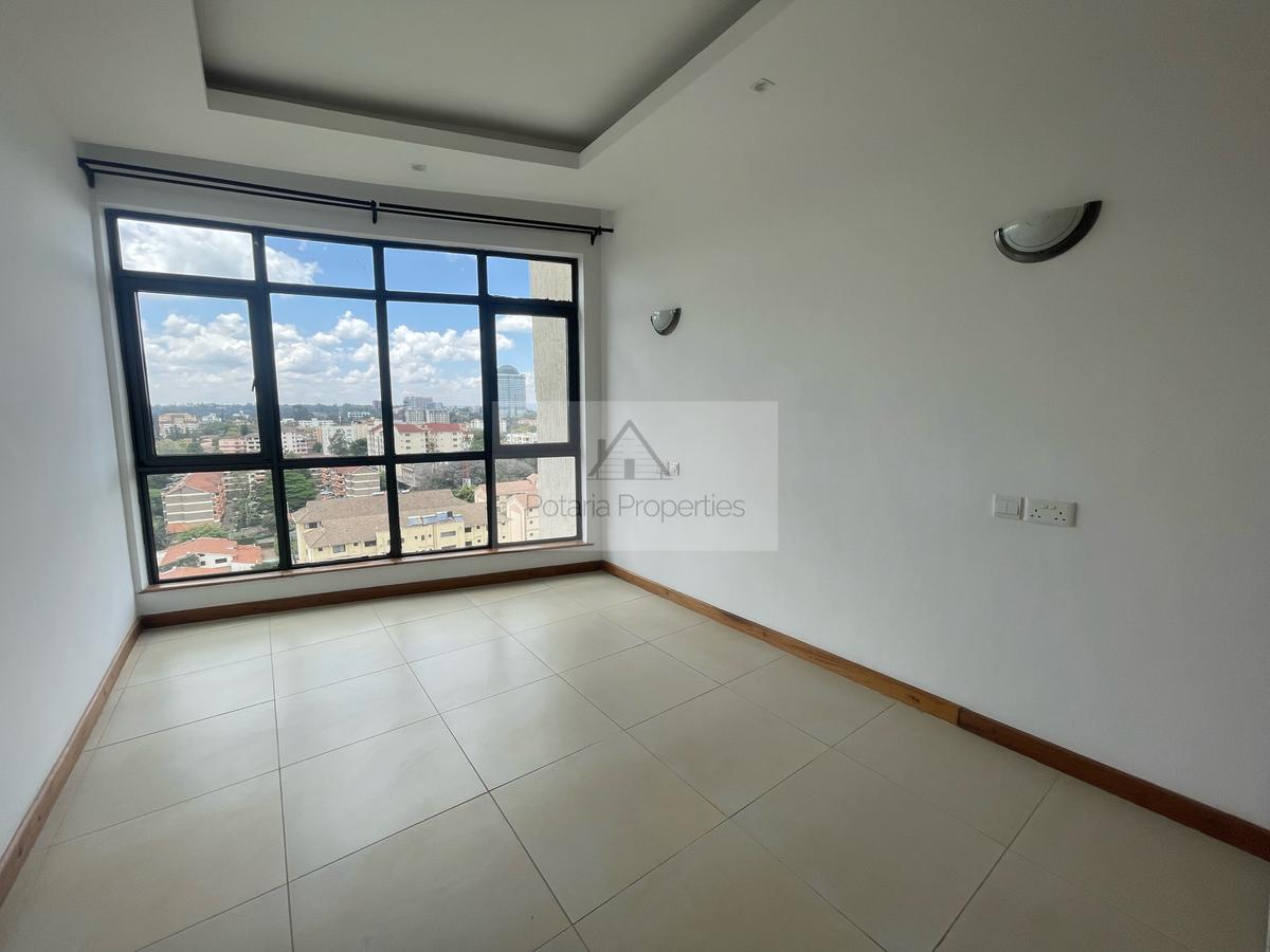 2 Bed Apartment with En Suite in Westlands Area - 7