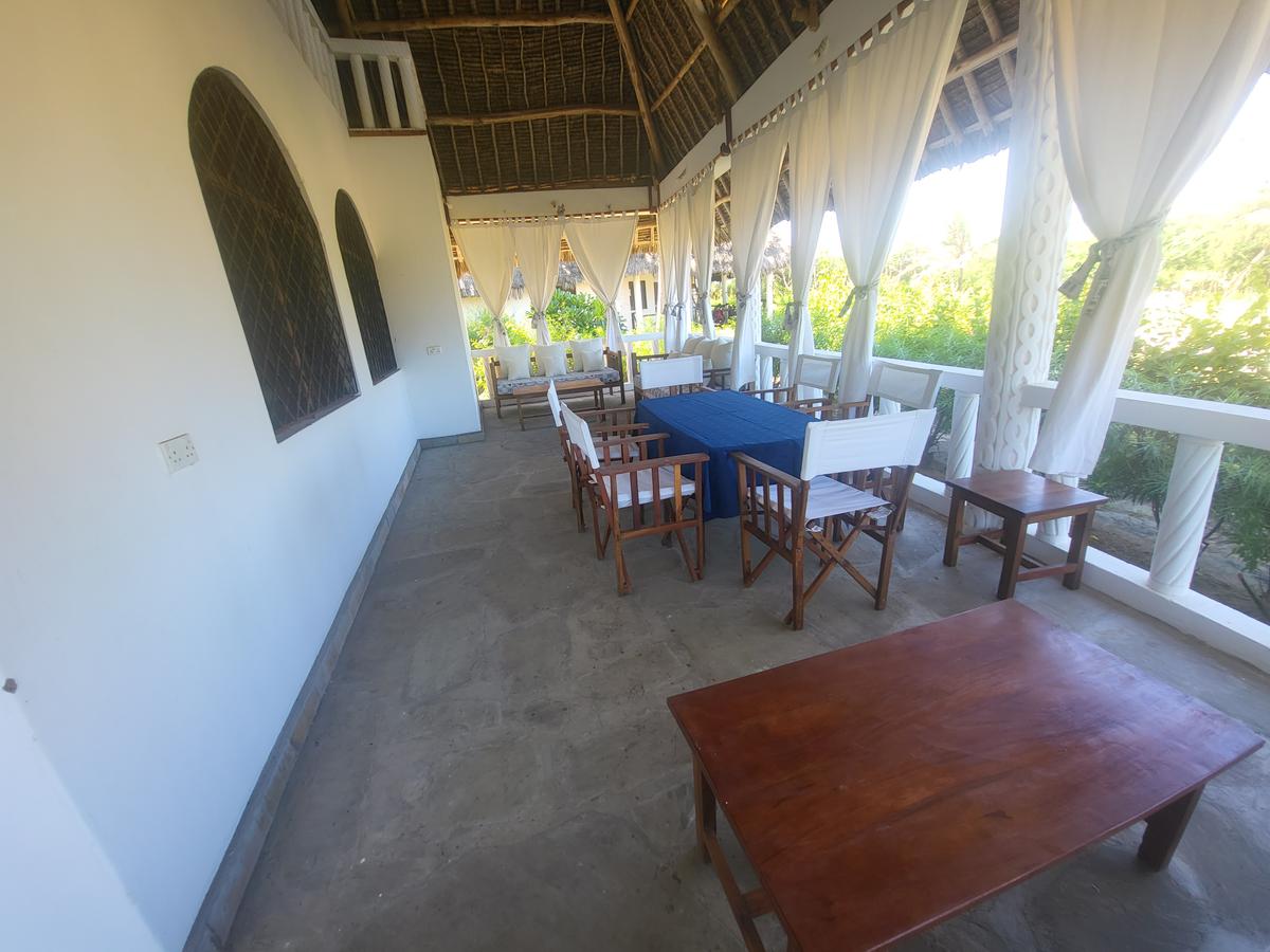 2 Bed House with Swimming Pool in Malindi - 3