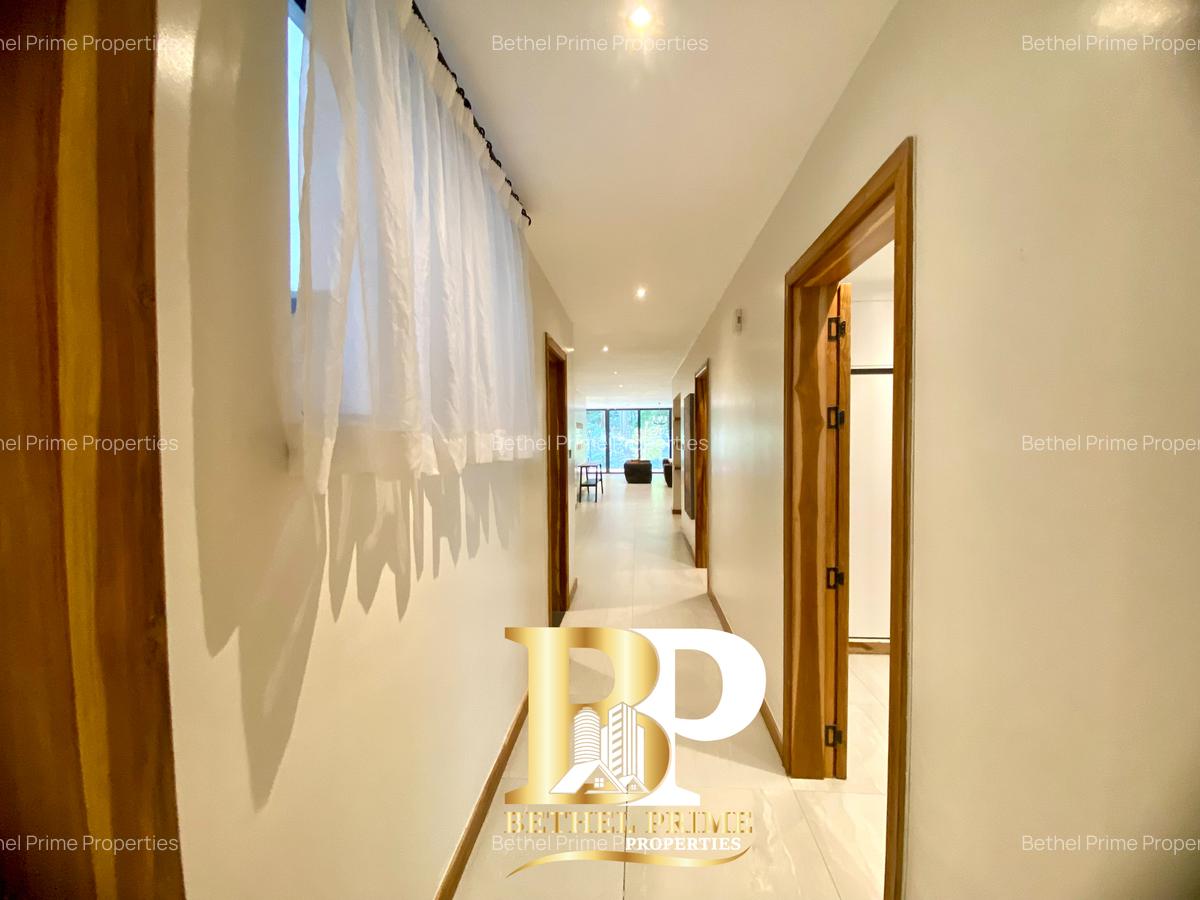 Furnished 4 Bed Apartment with En Suite in Spring Valley - 12