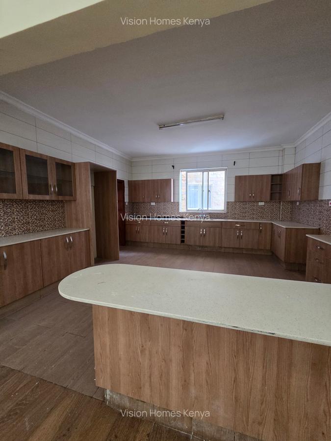 3 Bed Apartment with En Suite in Kileleshwa - 12