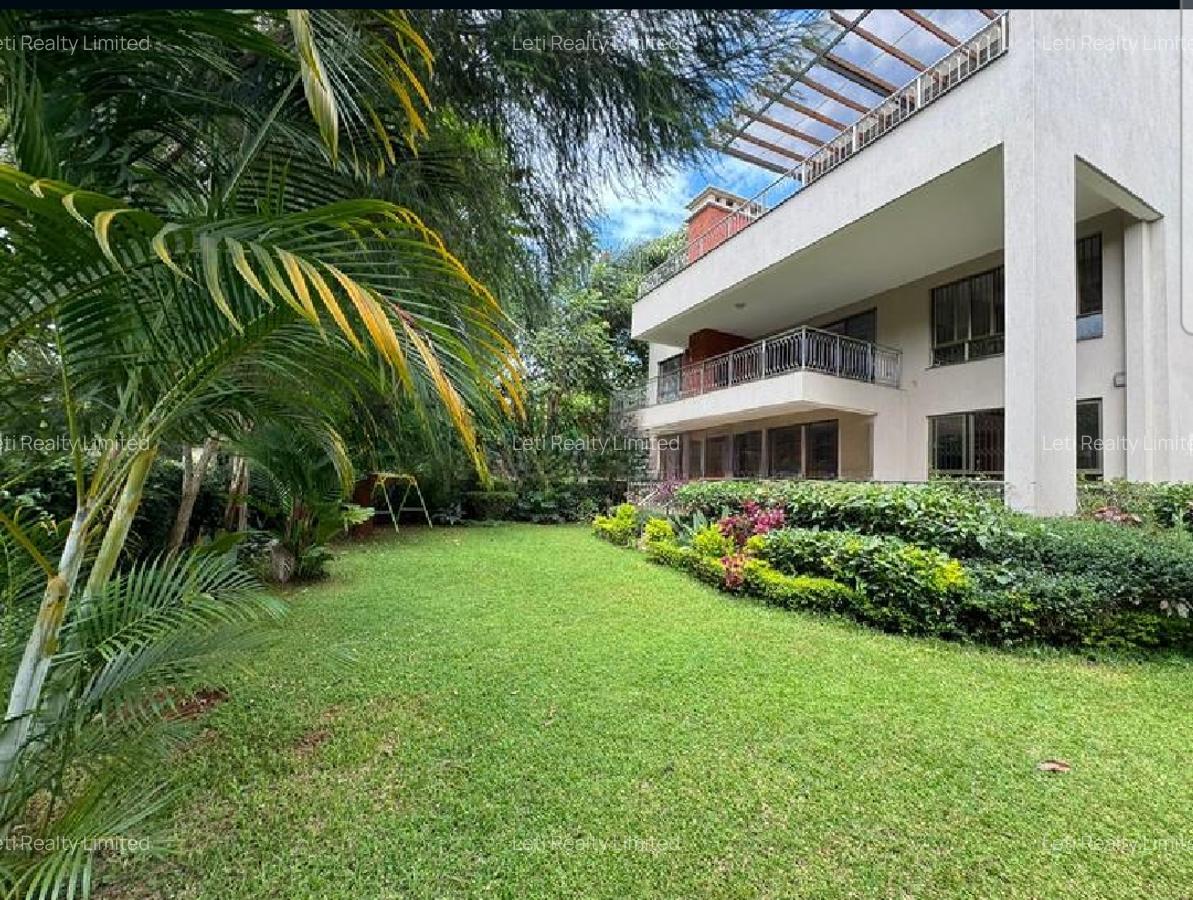 5 Bed Townhouse with En Suite in Lavington - 1