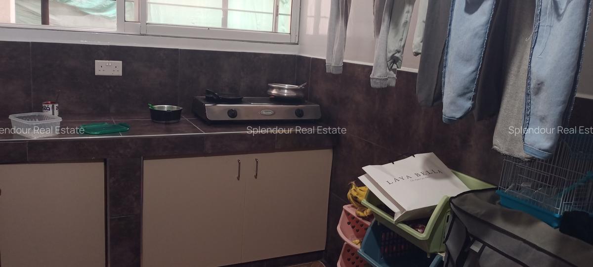 4 Bed Apartment with En Suite in Parklands - 8