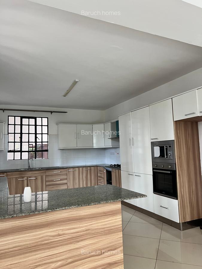 4 Bed Townhouse with En Suite in Kitisuru - 8