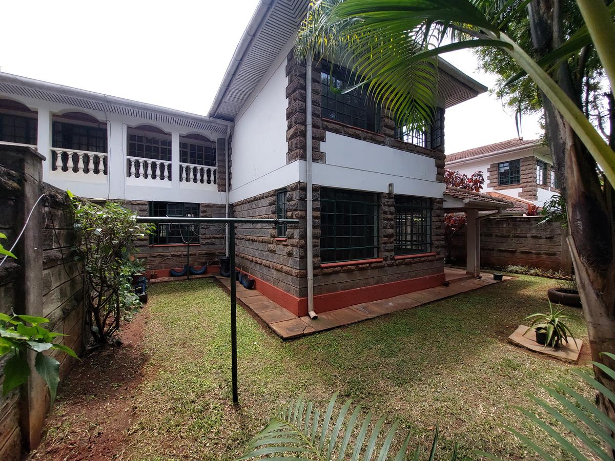 4 Bed Townhouse with En Suite at Off Convent Drive - 3