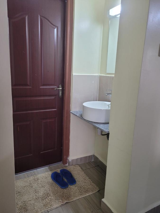 2 Bed Apartment with En Suite at Parklands - 16