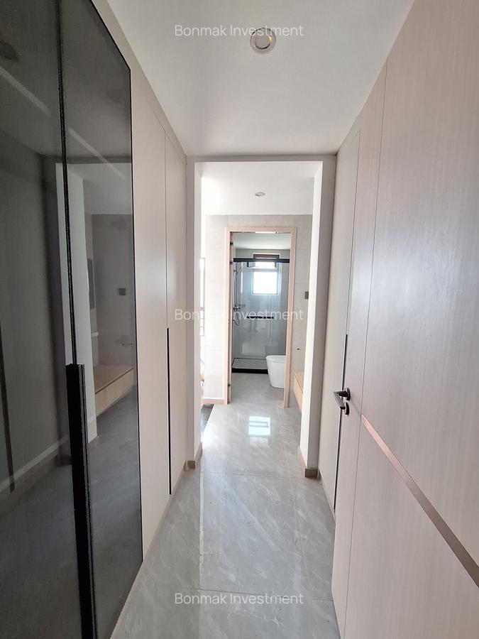 3 Bed Apartment with En Suite at Riverside Drive - 20