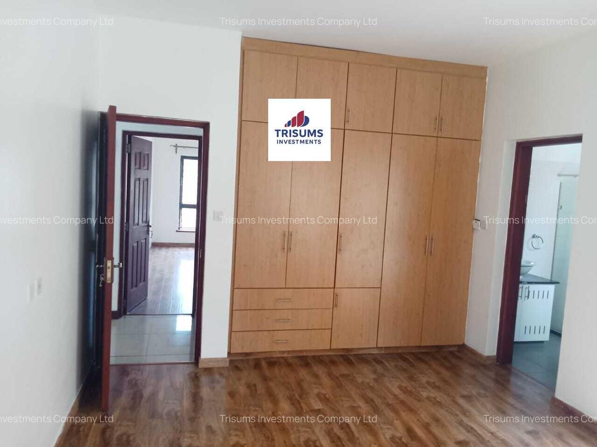 2 Bed Apartment with En Suite at Lantana Road - 9