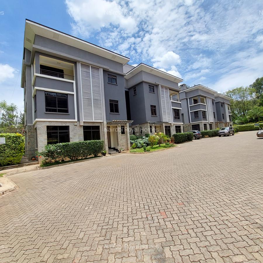 5 Bed Townhouse with En Suite at Off Convent Drive - 1