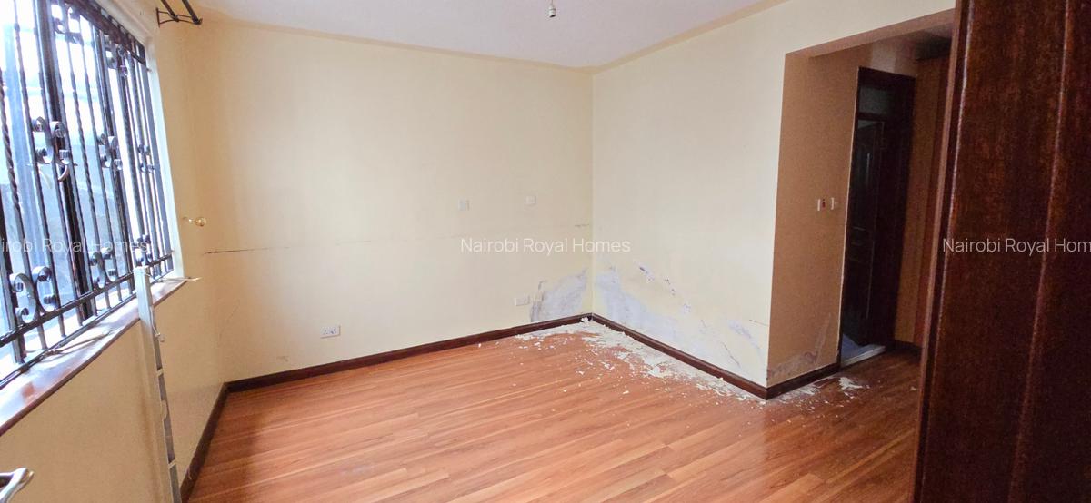 4 Bed Townhouse with En Suite at Grovelia Grove - 12