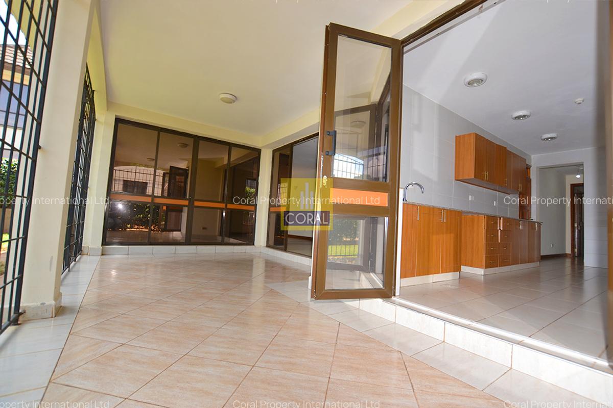 4 Bed House with Swimming Pool in Runda - 9