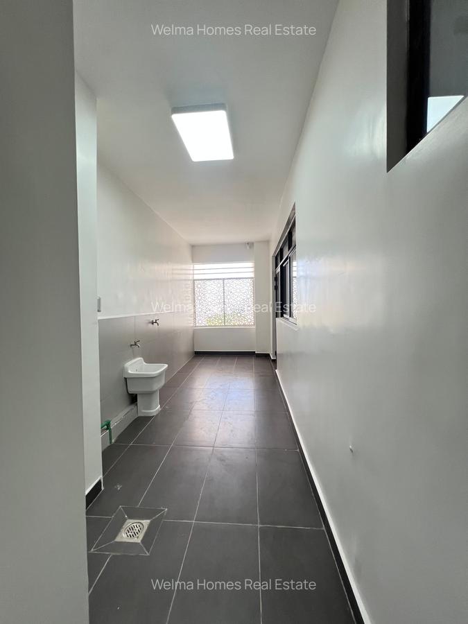 4 Bed Apartment with En Suite in Kileleshwa - 8