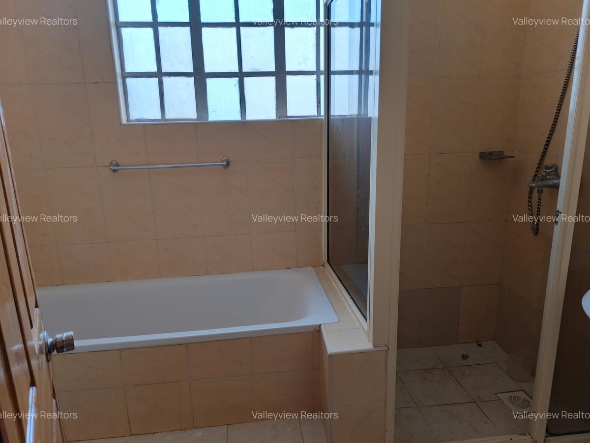 4 Bed Townhouse with En Suite at Kileleshwa - 9