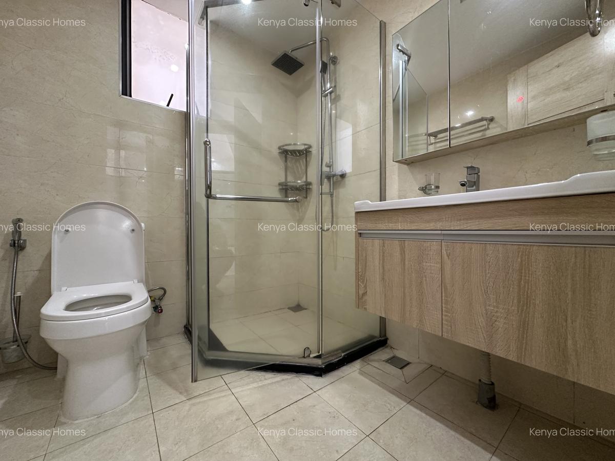 3 Bed Apartment with En Suite in Lavington - 8