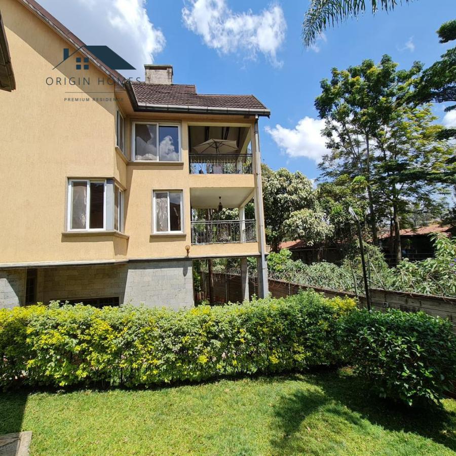 5 Bed Townhouse with En Suite at Spring Valley - 2