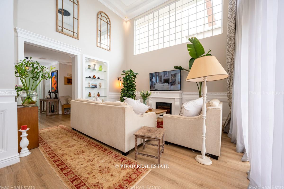 4 Bed Townhouse with Swimming Pool in Runda - 2