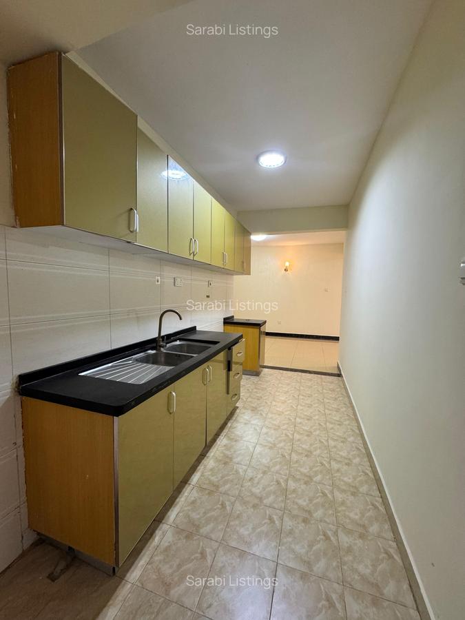 2 Bed Apartment with En Suite in Kilimani - 4