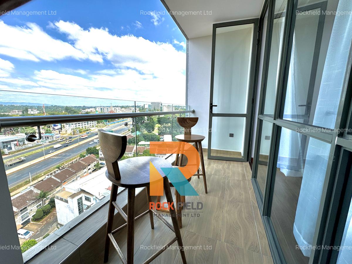 Serviced 3 Bed Apartment with En Suite in Brookside - 13