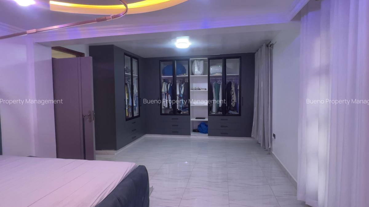 5 Bed House with En Suite at Croton Ridge - 18