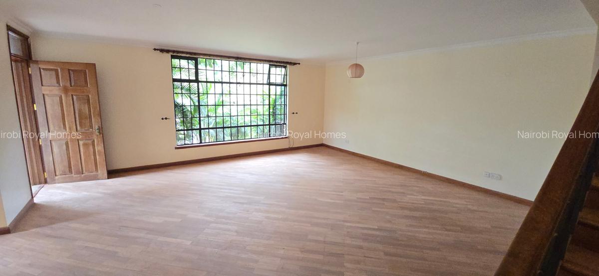 4 Bed Townhouse with En Suite at Convent Drive - 9