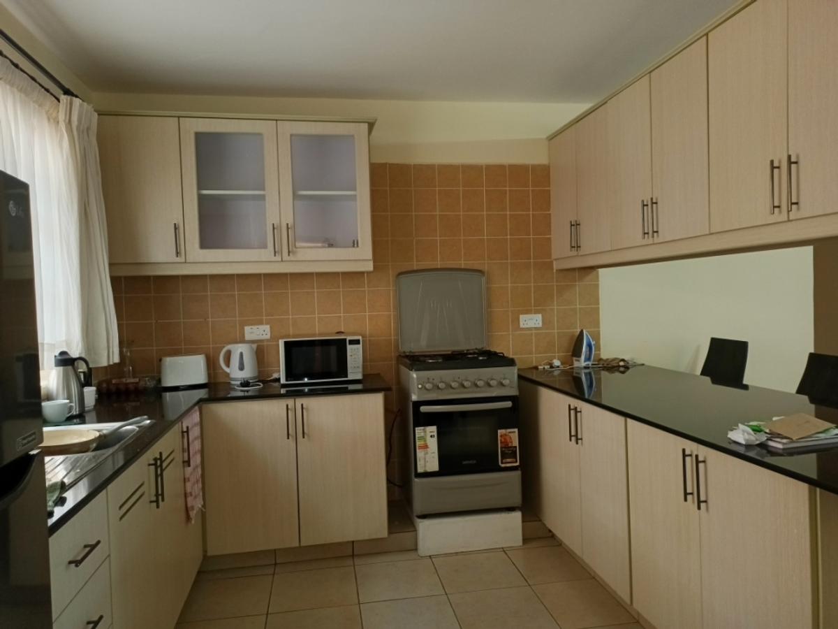 Furnished 2 Bed Apartment with En Suite at Riverside Drive - 4