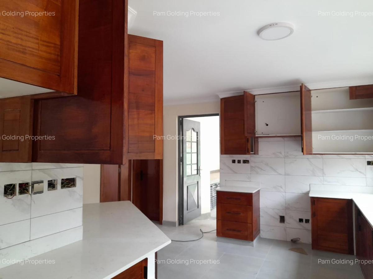 5 Bed House with En Suite in Karen - 6