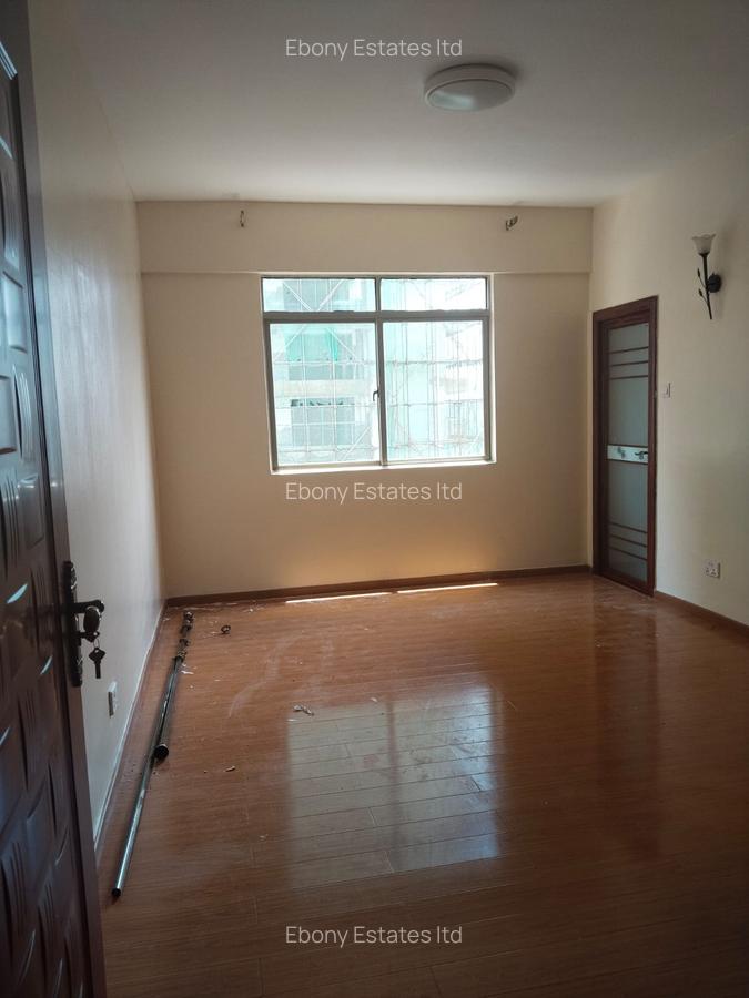 3 Bed Apartment with En Suite in Lavington - 3