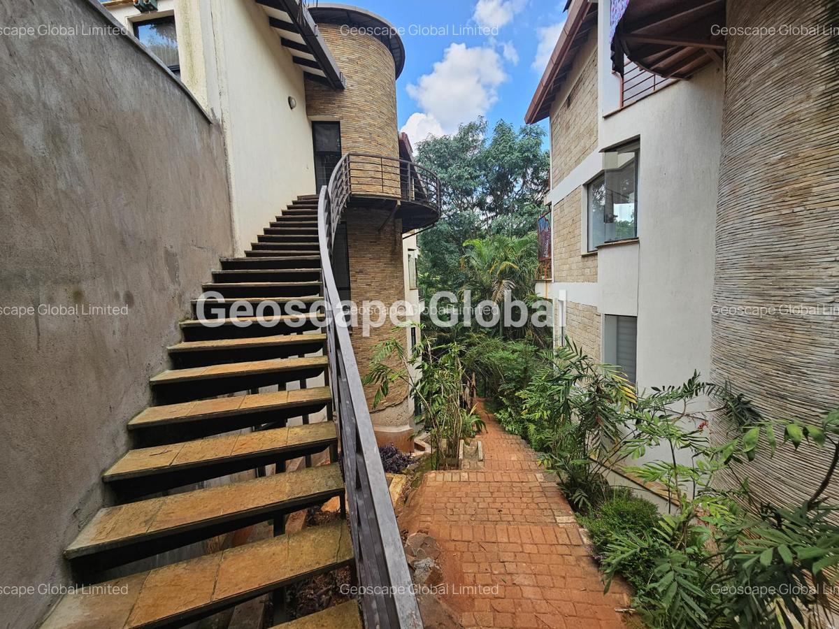 Furnished 2 Bed Apartment with En Suite in Gigiri - 8