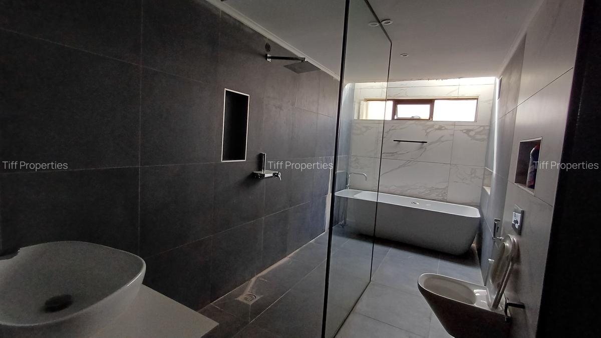 7 Bed House in Runda - 13