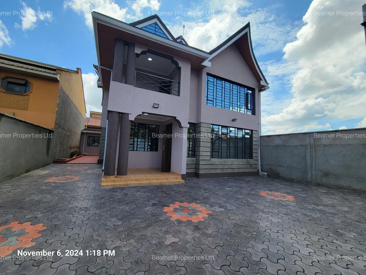 4 Bed House with En Suite at Membly Estate - 1