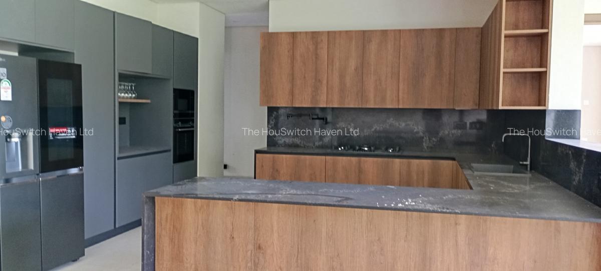 5 Bed Villa with En Suite in Westlands Area - 5