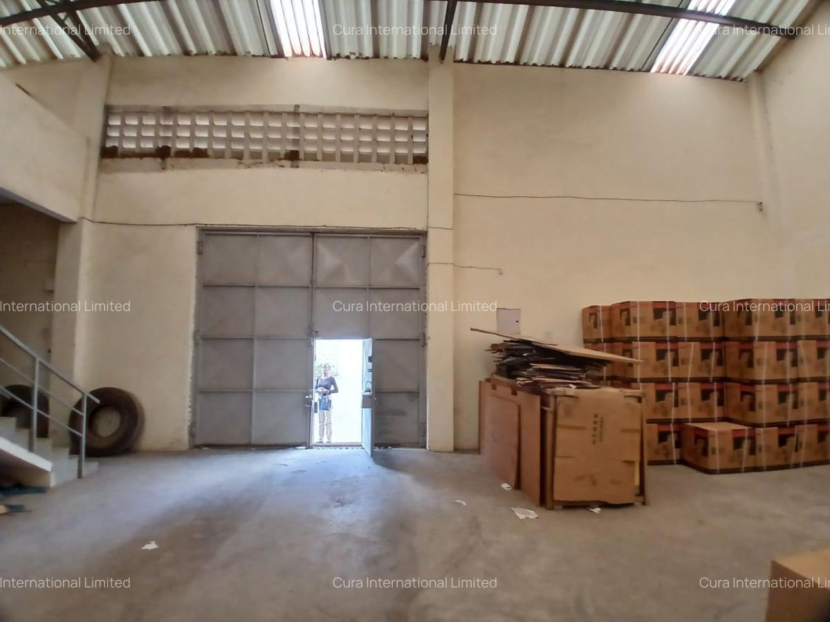 7,300 ft² Warehouse with Backup Generator in Ruaraka - 5