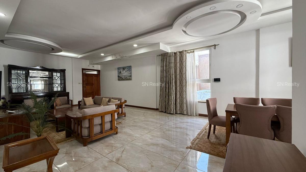 4 Bed Apartment with En Suite in General Mathenge - 2
