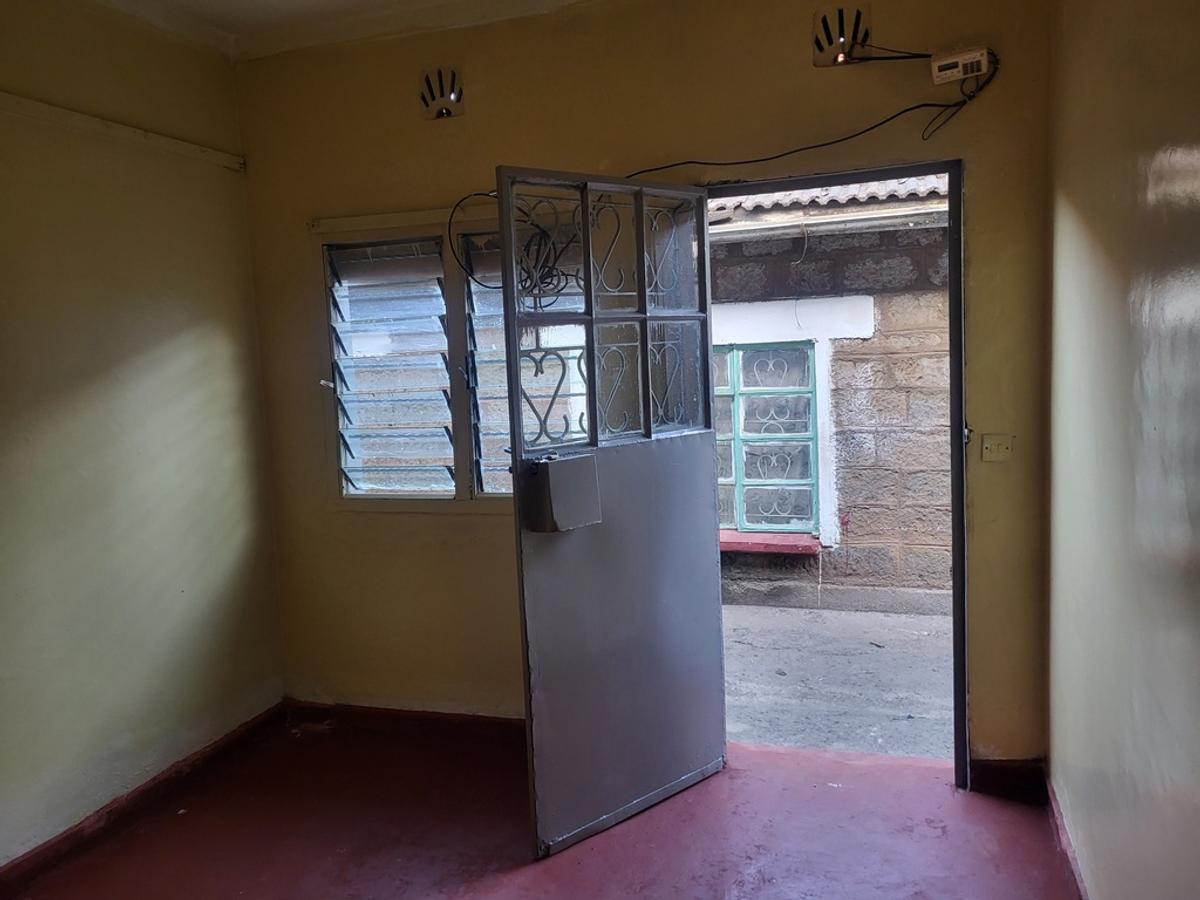 2 Bed Apartment with Parking in Dagoretti Corner - 2