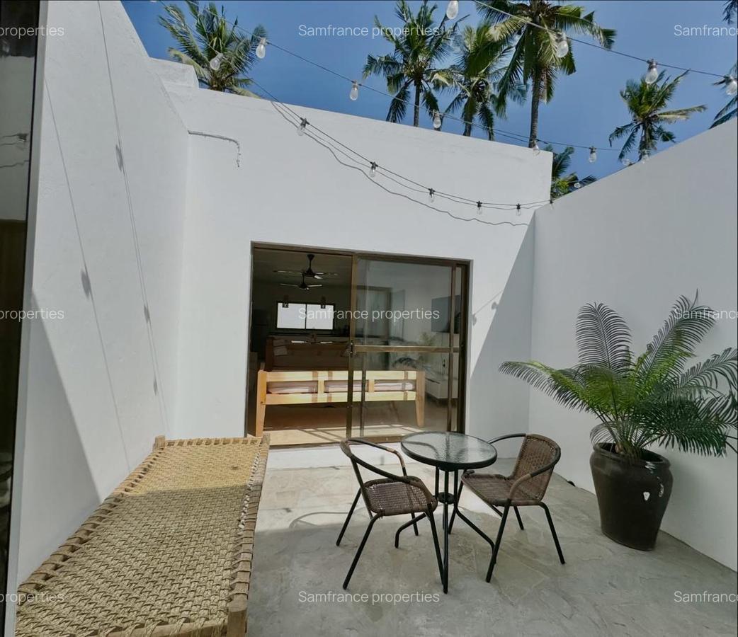 2 Bed Villa with En Suite at Watamu - 5