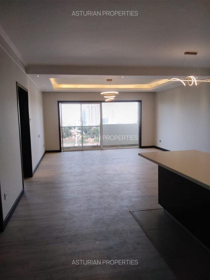 2 Bed Apartment with En Suite in Riverside - 3