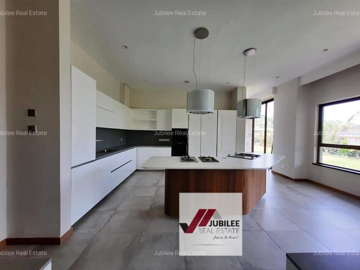 5 Bed Townhouse with En Suite in Lower Kabete - 11