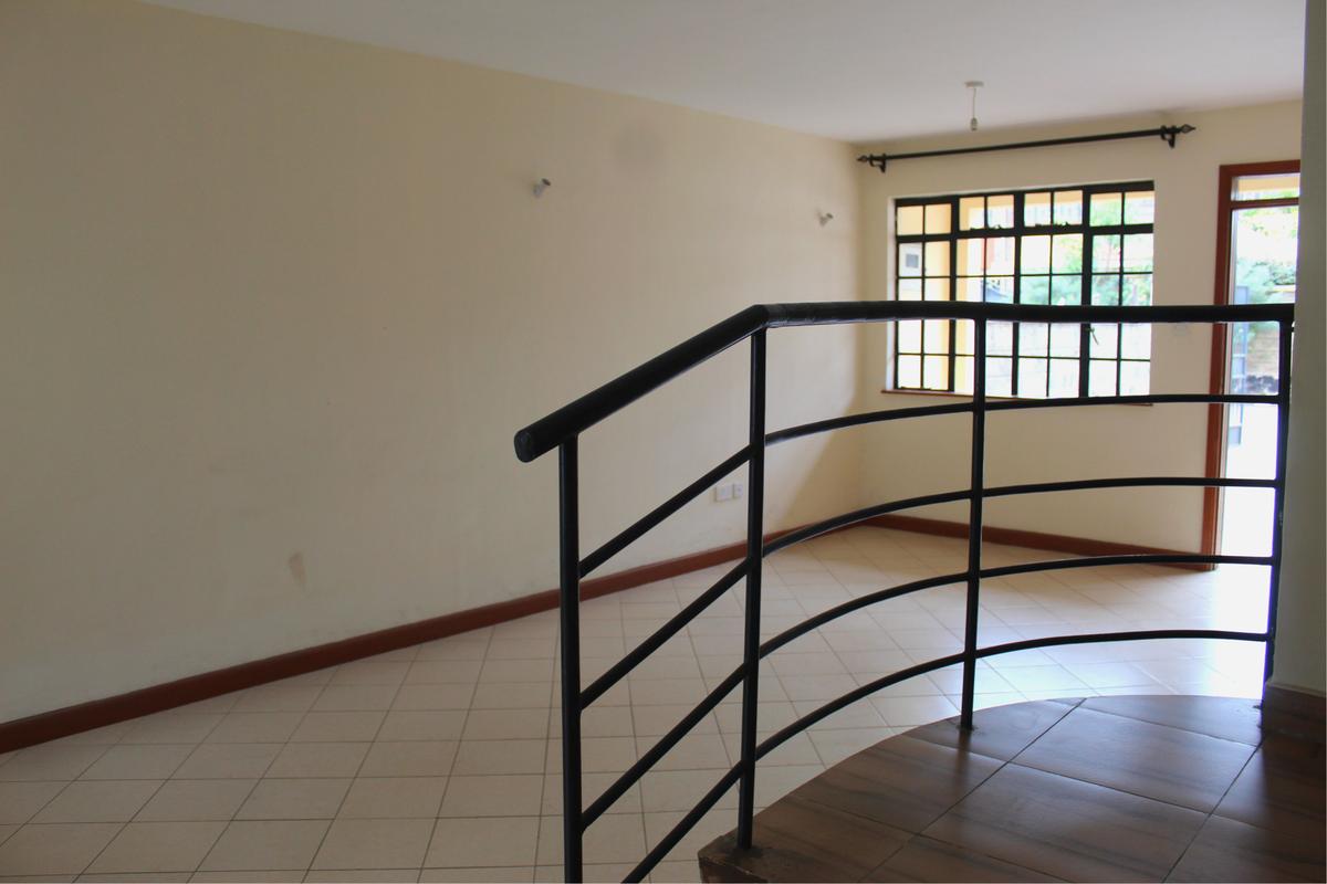 4 Bed Townhouse with En Suite in Embakasi - 9