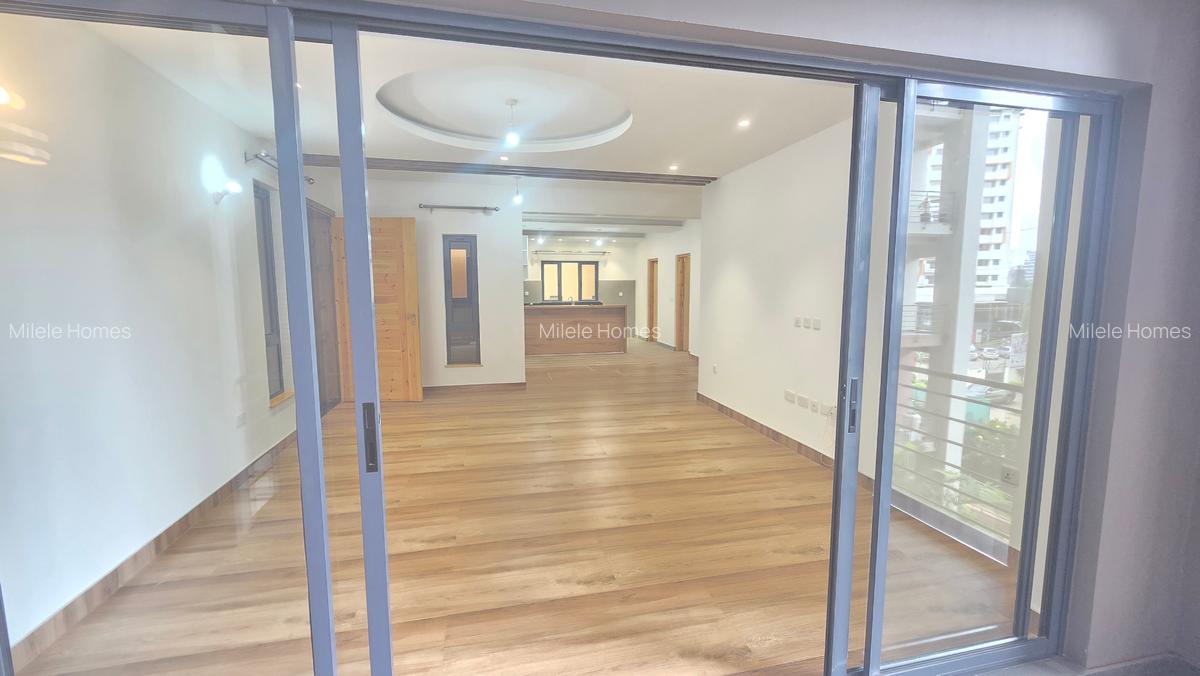 Serviced 3 Bed Apartment with En Suite at Mandera Road - 4